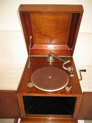 EMG Gramophone PEDESTAL MODEL